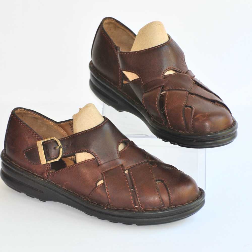 6.5M Women Brown Shoes